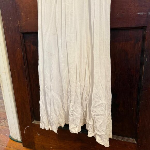 Handmade Bohemian Gauze Wedding Dress, XS - Picture 13 of 15